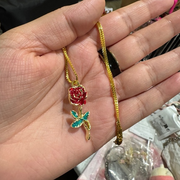 18k gold plated Gold Rose Pendant Necklace - Picture 6 of 9